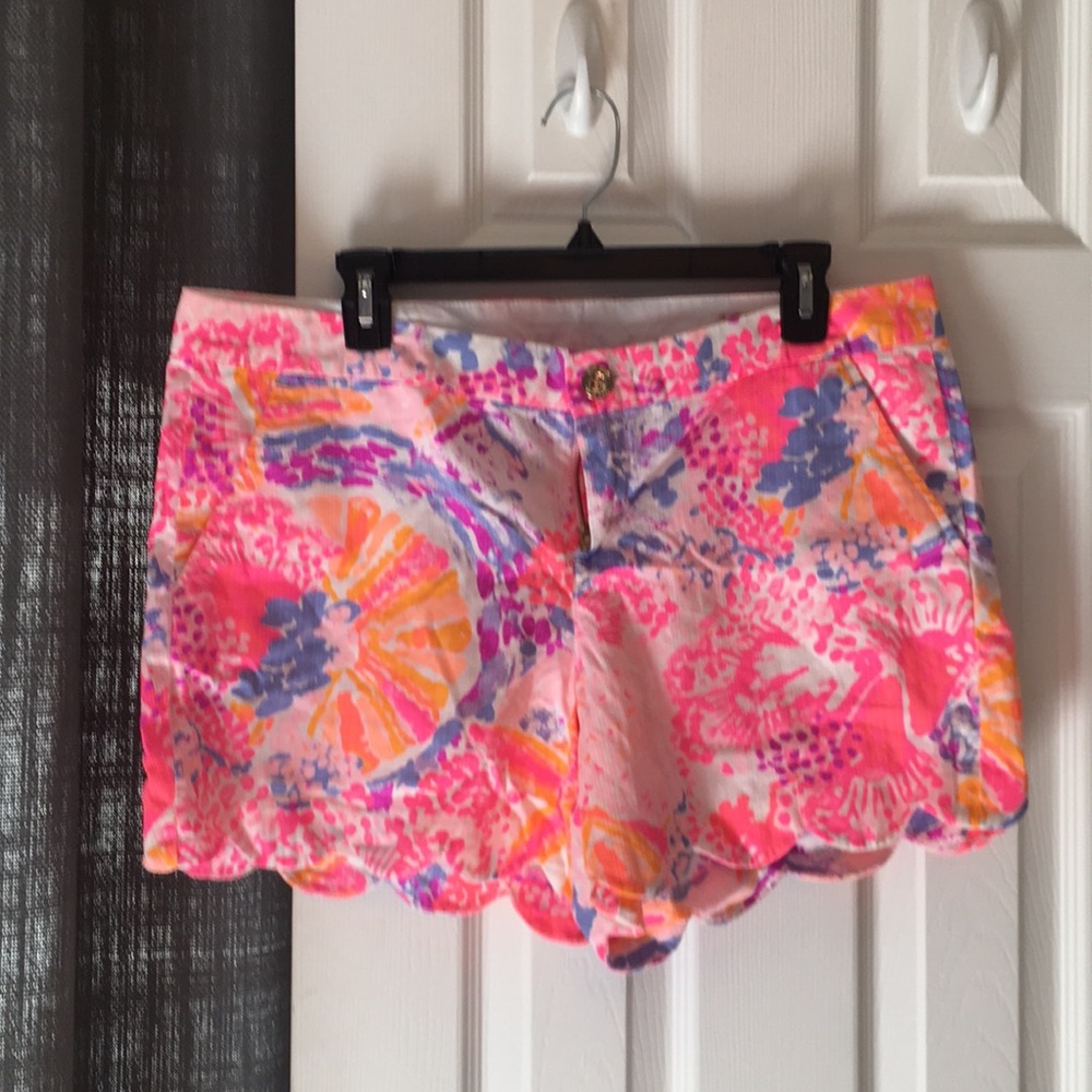 Lilly Pulitzer 5” Buttercup Scallop Hem Short